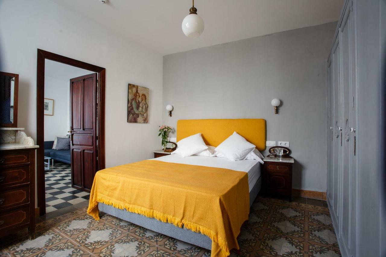 Suites Machado Seville Exterior photo
