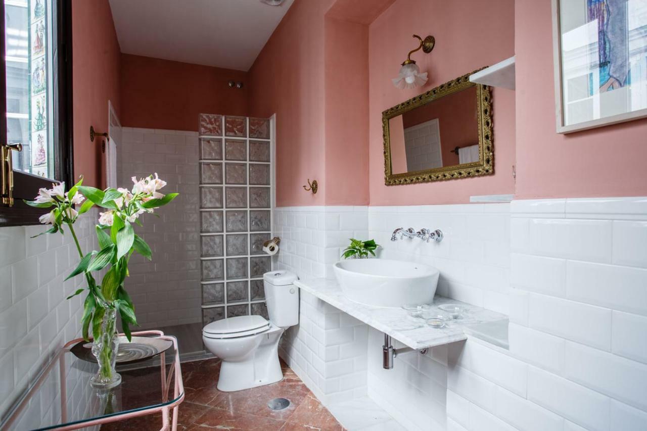 Suites Machado Seville Exterior photo